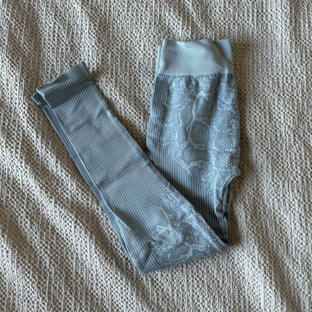Mono B Snakeskin Print Workout Leggings in Light Blue, Size M